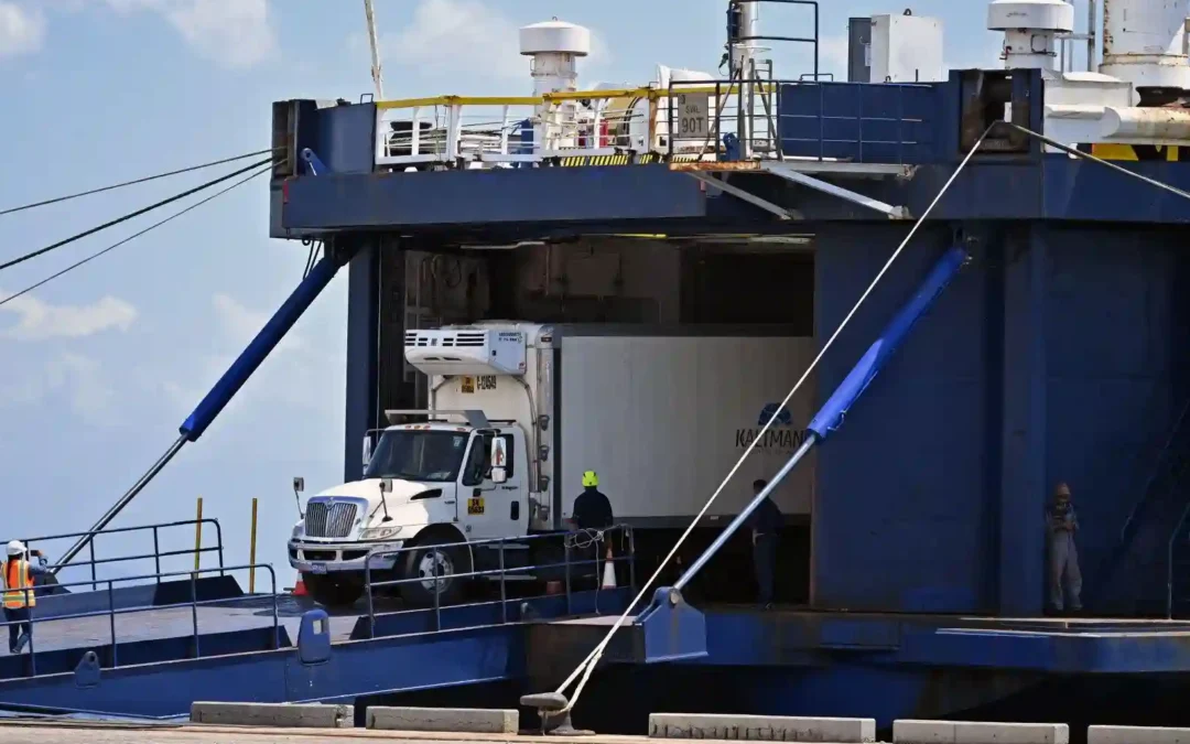 CICR recibió al Embajador de El Salvador en Costa Rica para analizar el potencial del Ferry entre los puertos de ambos países