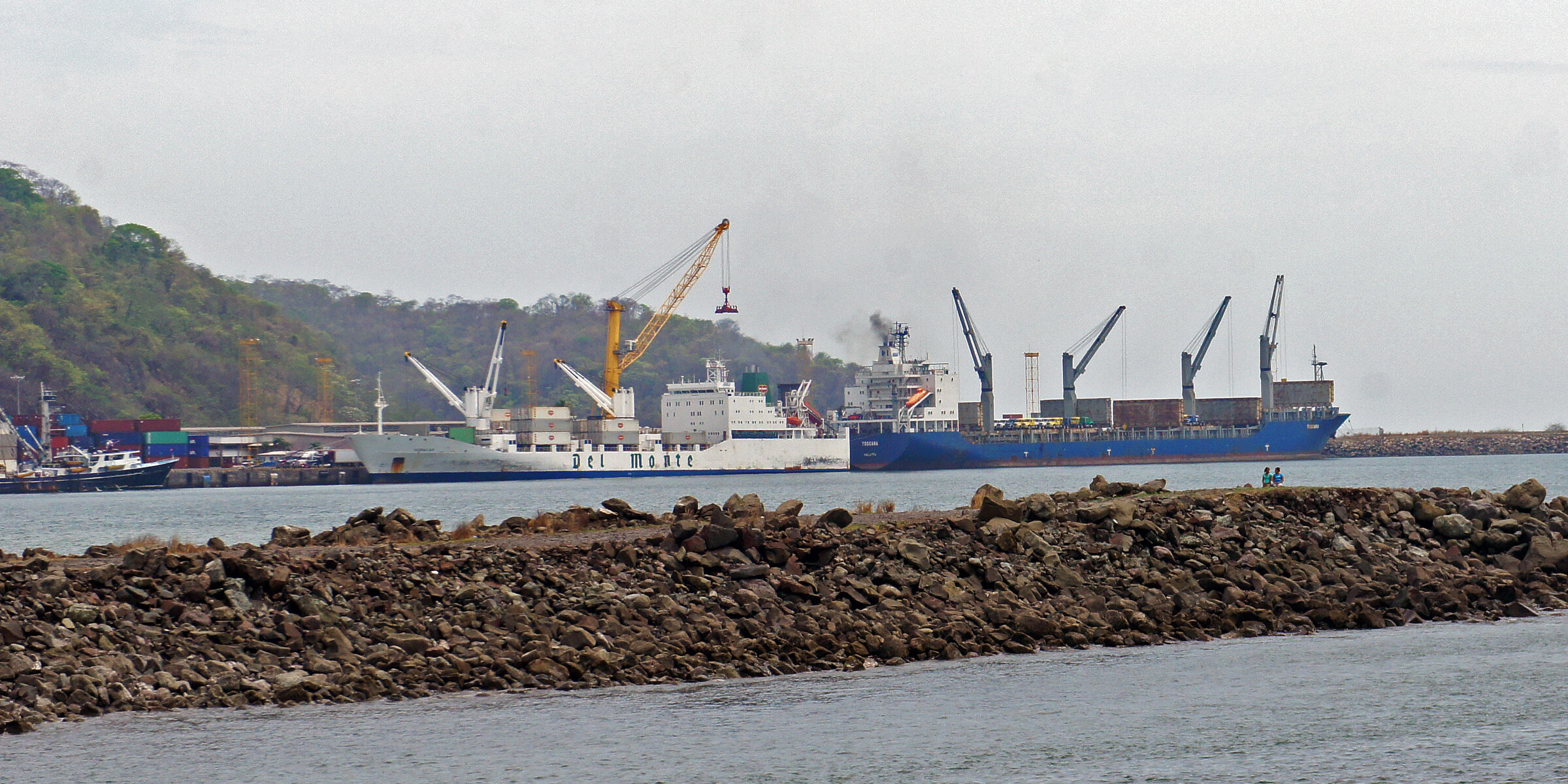 Avanza proceso de Modernización de Puerto Caldera