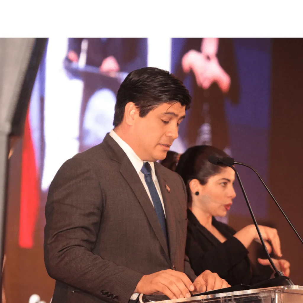 Carlos-Alvarado-1-1024×1024