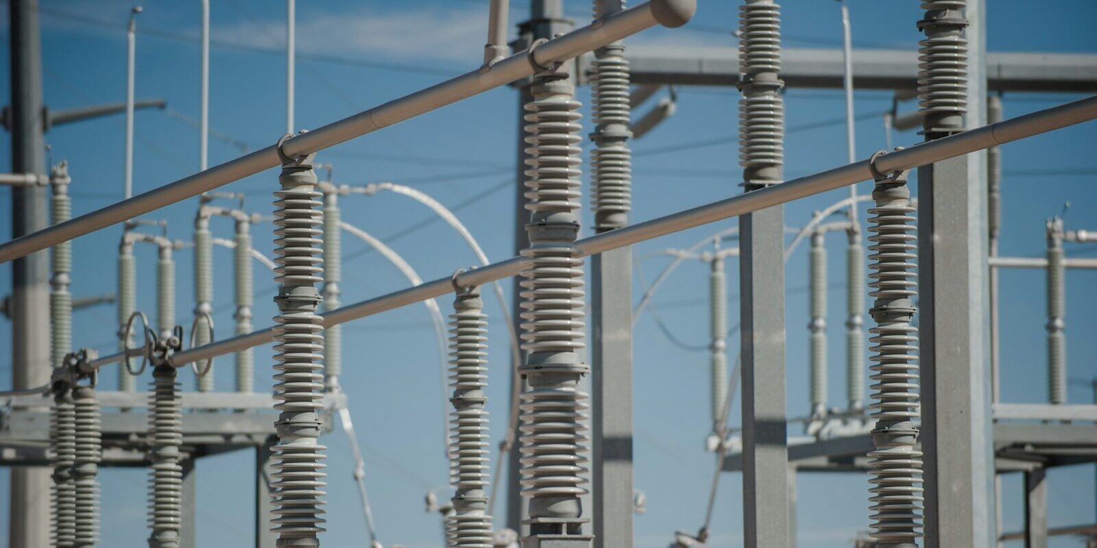 gray electronic post